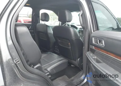 2016 Ford Explorer Platinum z USA, uszkodzony, nr VIN 1FM5K8HT2GGC10349